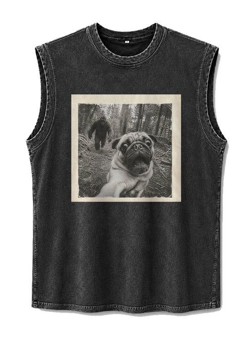 Bigfoot And Pug Selfie Washed Tank Top